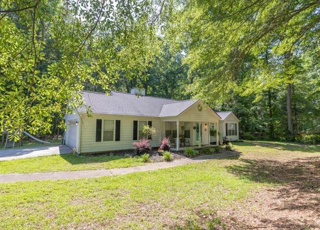 Property at 1536 Riverview Rd, Monroe, GA 30655, 3 beds, 2 baths