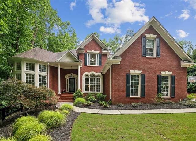 Property at 770 Spalding Heights Dr, Atlanta, GA 30350, 6 beds, 6 baths