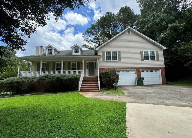Property at 2936 Highland Park Dr, Stone Mountain, GA 30087, 3 beds, 2.5 baths