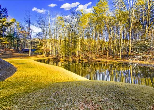 Property at 284 Tickanetley Rd, Ellijay, GA 30536, 4 beds, 3.5 baths