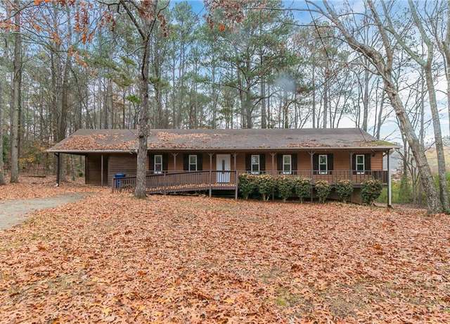 Property at 4065 Bent Oak Ct, Douglasville, GA 30135, 3 beds, 2 baths