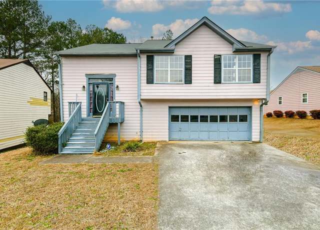 Property at 3251 Hunters Crossing Pt, Lithonia, GA 30038, 4 beds, 3 baths
