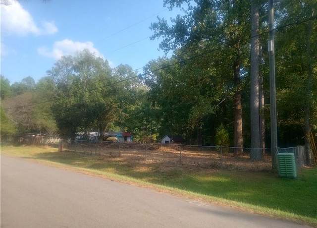 Property at 75 Luther Cir, Villa Rica, GA 30180