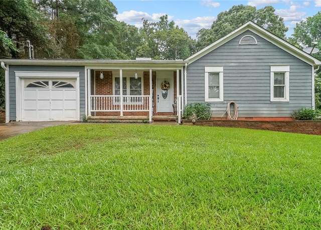 Property at 295 Pinehurst Dr, Stockbridge, GA 30281, 3 beds, 2 baths