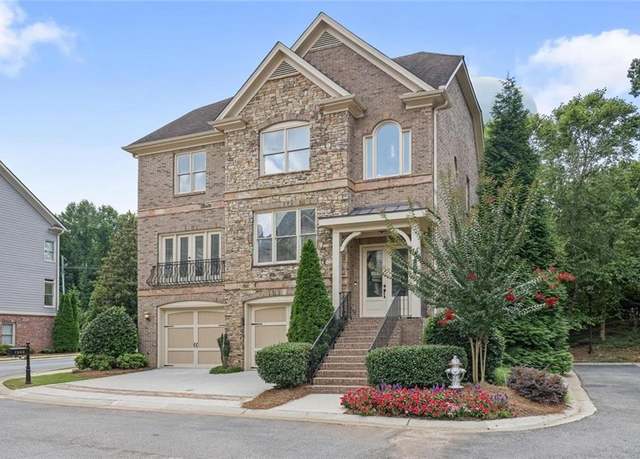 Property at 7989 Magnolia Sq, Atlanta, GA 30350, 5 beds, 3.5 baths