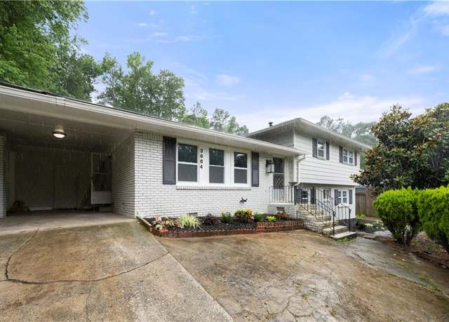 Property at 3664 Pin Oak Cir, Atlanta, GA 30340, 5 beds, 2 baths