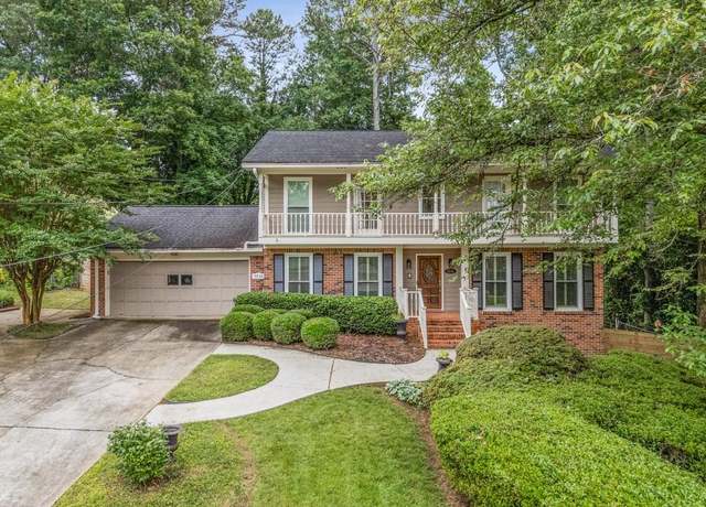 Property at 3541 Castlehill Ct, Tucker, GA 30084, 5 beds, 3.5 baths