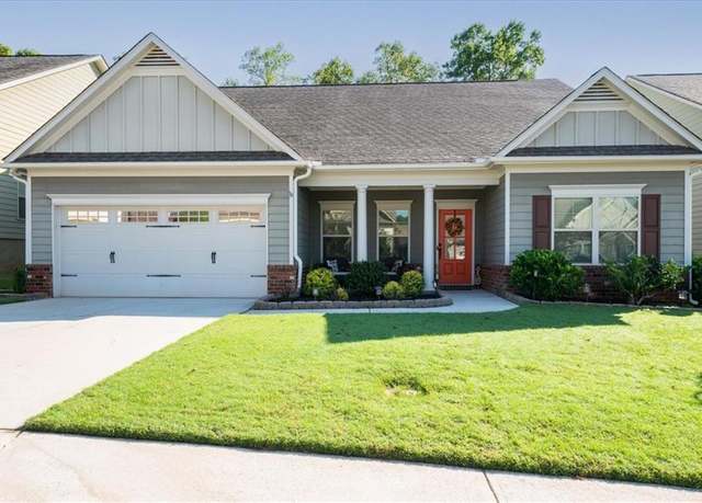 Property at 4565 Sweetwater Dr, Gainesville, GA 30504, 3 beds, 2.5 baths