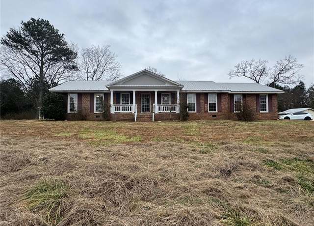 Property at 1326 Highway 286, Chatsworth, GA 30705, 3 beds, 2 baths