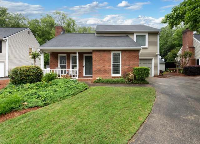Property at 303 Roswell Green Ln, Roswell, GA 30075, 2 beds, 2 baths