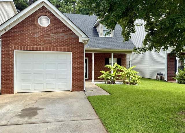 Property at 623 Shadowmoore Dr, Riverdale, GA 30274, 3 beds, 2.5 baths