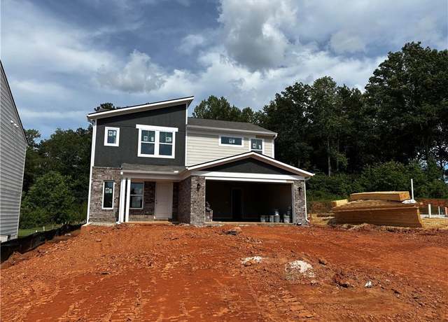 Property at 429 Traminer Way, Braselton, GA 30517, 3 beds, 2.5 baths