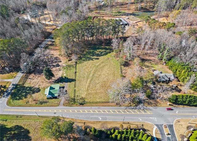 Property at 16440 Hopewell Rd, Alpharetta, GA 30004, 3 beds, 2 baths