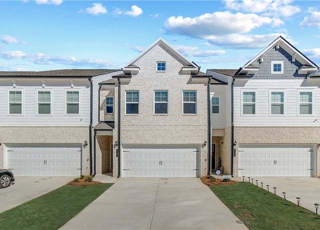 Property at 903 Eagle Ave, Riverdale, GA 30296, 3 beds, 2.5 baths