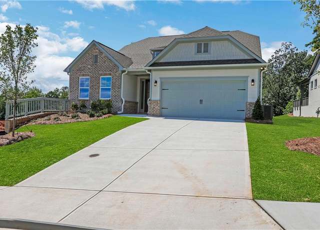 Property at 7040 Manchester Dr, Flowery Branch, GA 30542, 4 beds, 3 baths