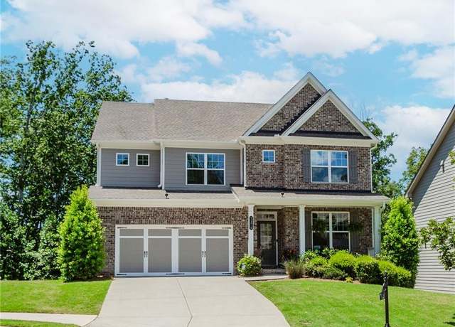 Property at 2870 Canter Meadow Dr, Cumming, GA 30040, 5 beds, 4 baths