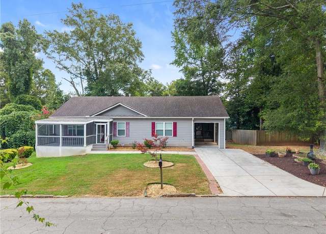 Property at 3159 Robinson Ave, Scottdale, GA 30079, 4 beds, 3 baths