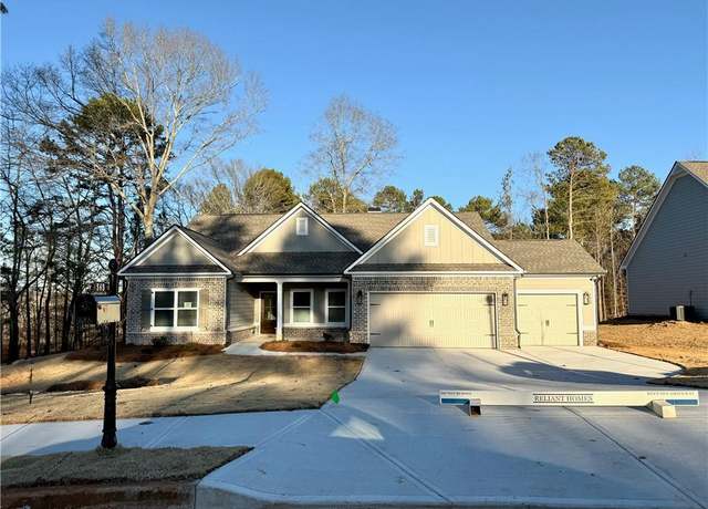 Property at 565 Belle Woode St, Monroe, GA 30656, 4 beds, 3 baths