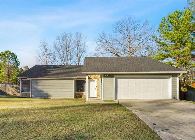 Property at 4657 Tartan Ct, Union City, GA 30291, 3 beds, 2 baths