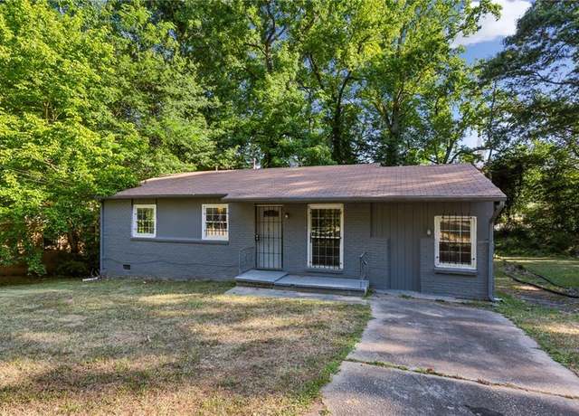 Property at 516 Fairlane Cir NW, Atlanta, GA 30331, 4 beds, 2 baths
