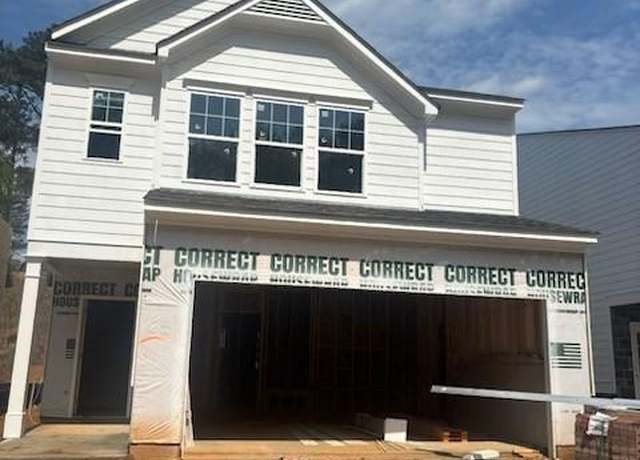 Property at 107 Parkwood Dr, Dawsonville, GA 30534, 3 beds, 2.5 baths