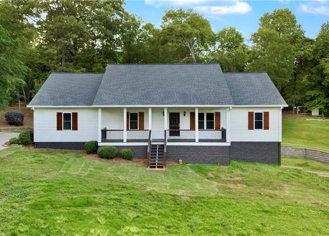 Property at 5654 Fairmount Hwy SE, Calhoun, GA 30701, 4 beds, 3 baths