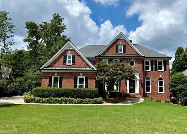 Property at 390 Wilde Green Dr, Roswell, GA 30075, 6 beds, 5 baths