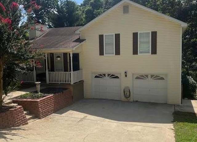 Property at 5325 Highpoint Rd, Flowery Branch, GA 30542, 3 beds, 2 baths