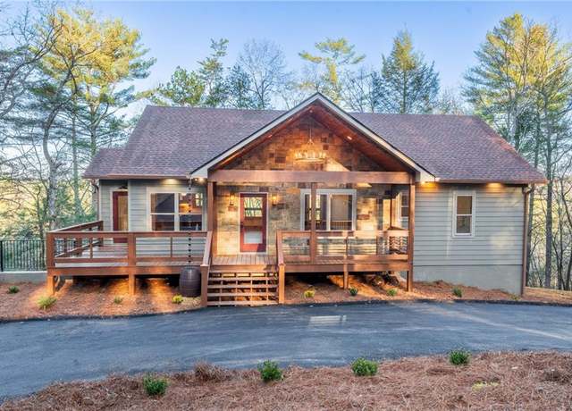 Property at 314 Lake View Ln, Ellijay, GA 30536, 3 beds, 2.5 baths