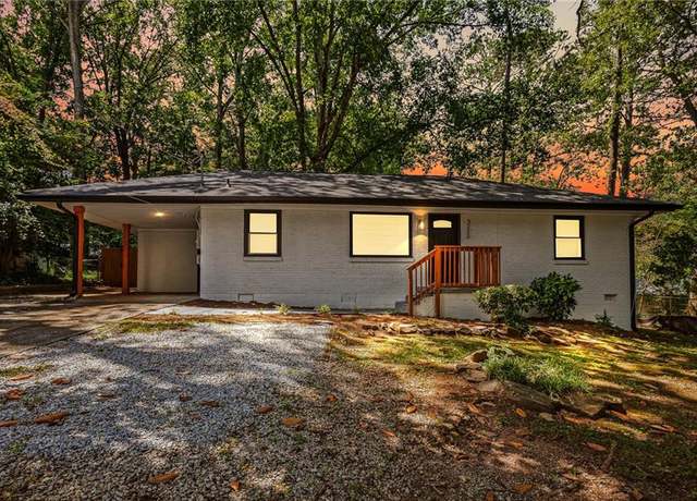 Property at 3113 Bellgreen Way, Decatur, GA 30032, 3 beds, 2 baths