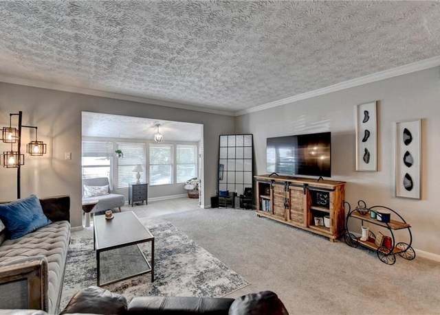 Property at 5149 Roswell Rd #7, Atlanta, GA 30342, 2 beds, 1 bath
