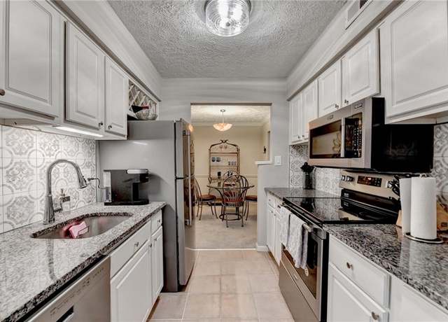 Property at 5149 Roswell Rd #7, Atlanta, GA 30342, 2 beds, 1 bath