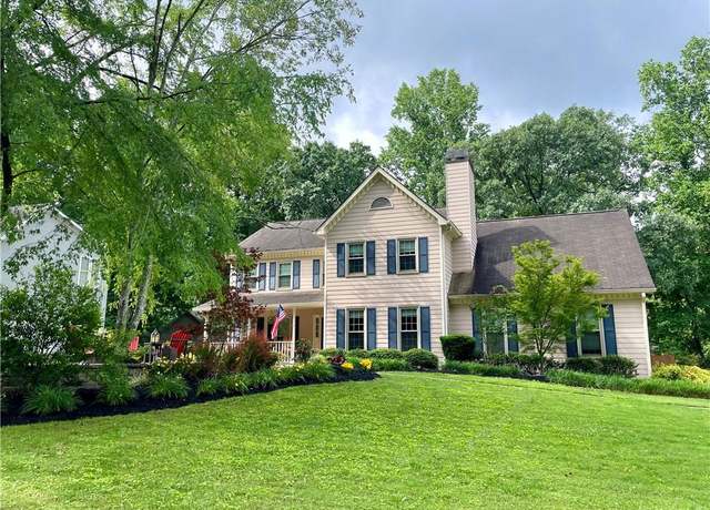 Property at 2145 Kensington Ct SW, Marietta, GA 30064, 4 beds, 2.5 baths