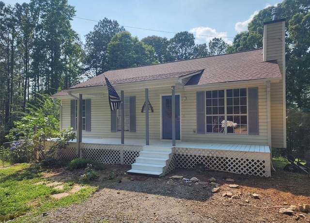 Property at 572 Clayroot Rd, Dallas, GA 30132, 3 beds, 2 baths