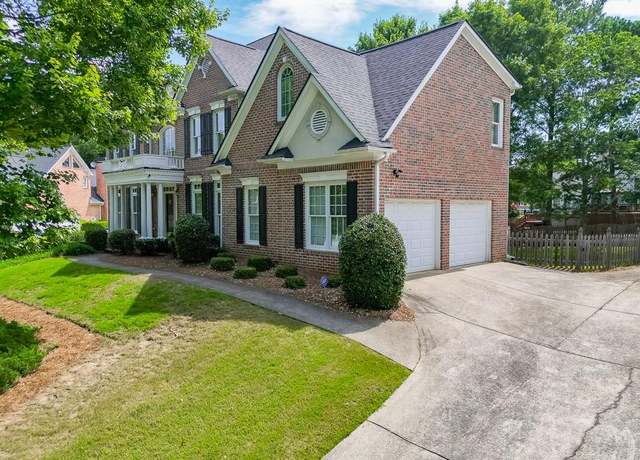 Property at 1024 Cromwell Pt, Snellville, GA 30078, 4 beds, 3.5 baths