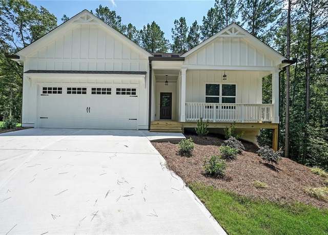 Property at 245 West Woods Dr, Dahlonega, GA 30533, 3 beds, 2 baths