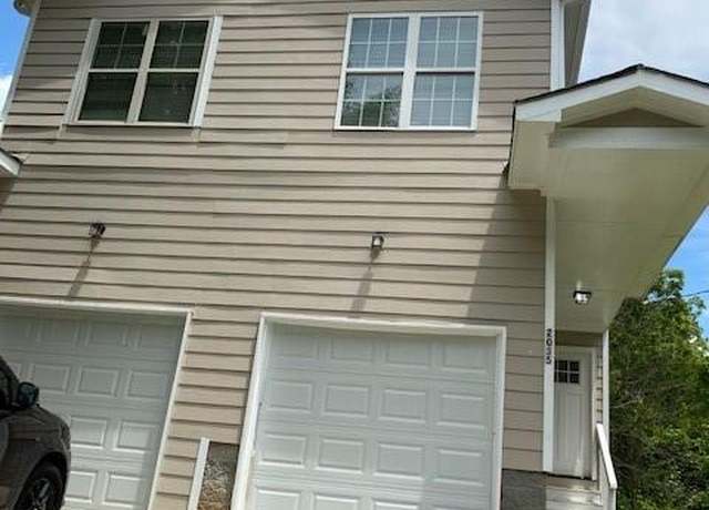 Property at 2035 Lois Pl NW, Atlanta, GA 30318, 6 beds, 4 baths