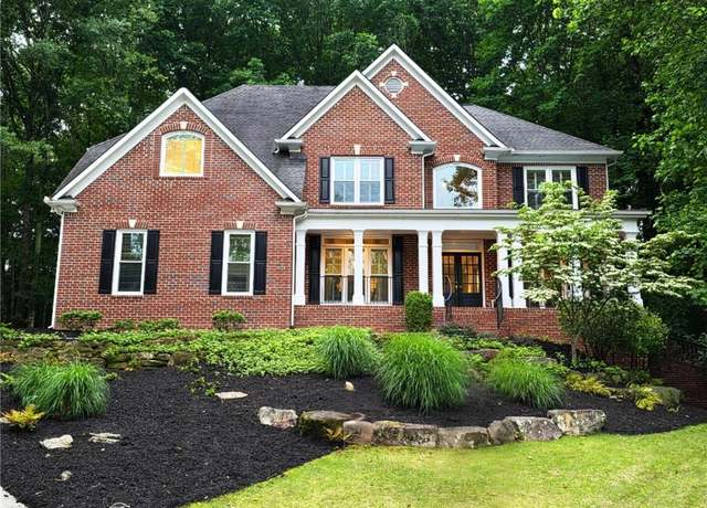 Property at 1045 River Pt, Suwanee, GA 30024, 5 beds, 3.5 baths