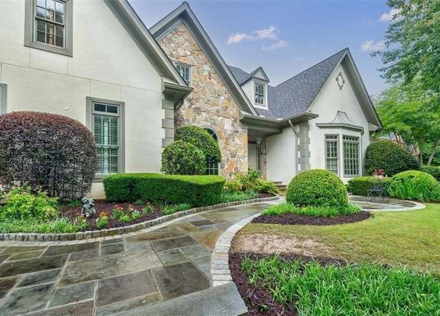 Property at 5318 Brooke Farm Dr, Dunwoody, GA 30338, 6 beds, 4.5 baths
