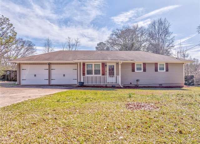 Property at 1408 Lake Paradise Rd, Villa Rica, GA 30180, 3 beds, 1.5 baths