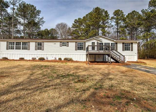 Property at 62 W Lakeview Dr, Temple, GA 30179, 5 beds, 2 baths