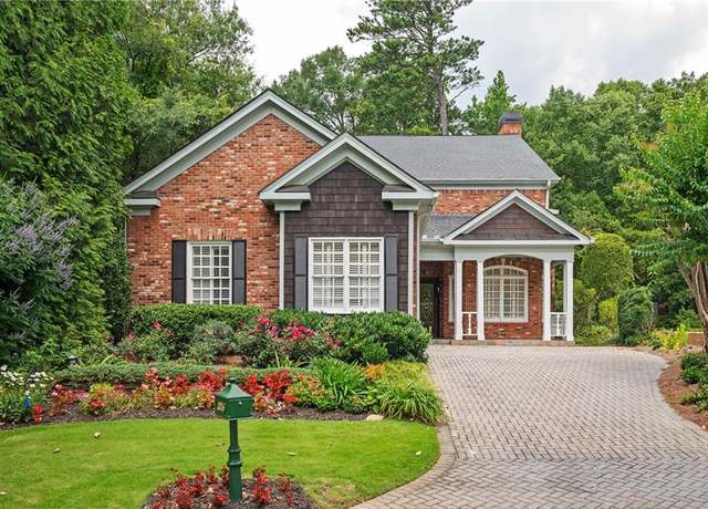 Property at 1006 Arbor Trce NE, Atlanta, GA 30319, 4 beds, 4 baths