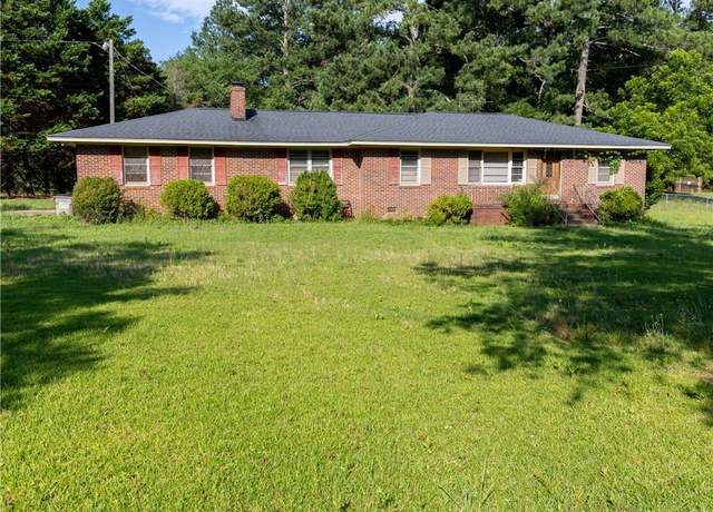 Property at 2854 Cherokee Rd, Elberton, GA 30635, 3 beds, 2 baths