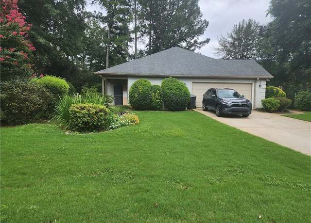 Property at 651 Clubland Cir SE, Conyers, GA 30094, 3 beds, 2.5 baths