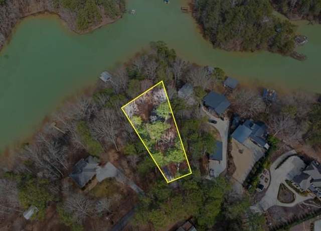 Property at 1780 Williams Cir, Cumming, GA 30041, 3 beds, 2 baths