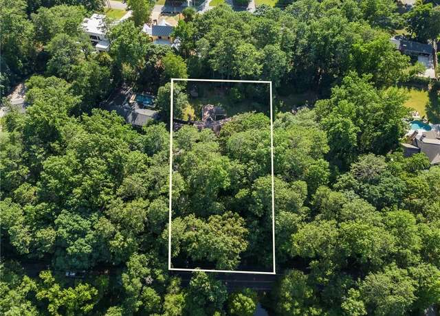 Property at 4872 Northland Dr, Atlanta, GA 30342, 3 beds, 2 baths