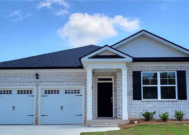 Property at 130 Oakchase Park Ln, Hampton, GA 30228, 4 beds, 2 baths