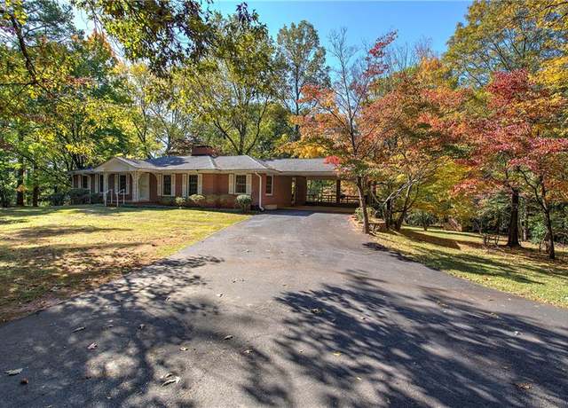 Property at 810 Mcconnell Rd, Powder Springs, GA 30127, 3 beds, 2 baths
