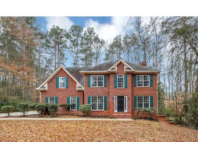Property at 730 Pinehurst Dr, Fairburn, GA 30213, 4 beds, 3.5 baths