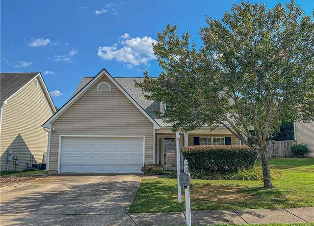 Property at 260 Shadowbrooke Dr, Loganville, GA 30052, 3 beds, 2.5 baths